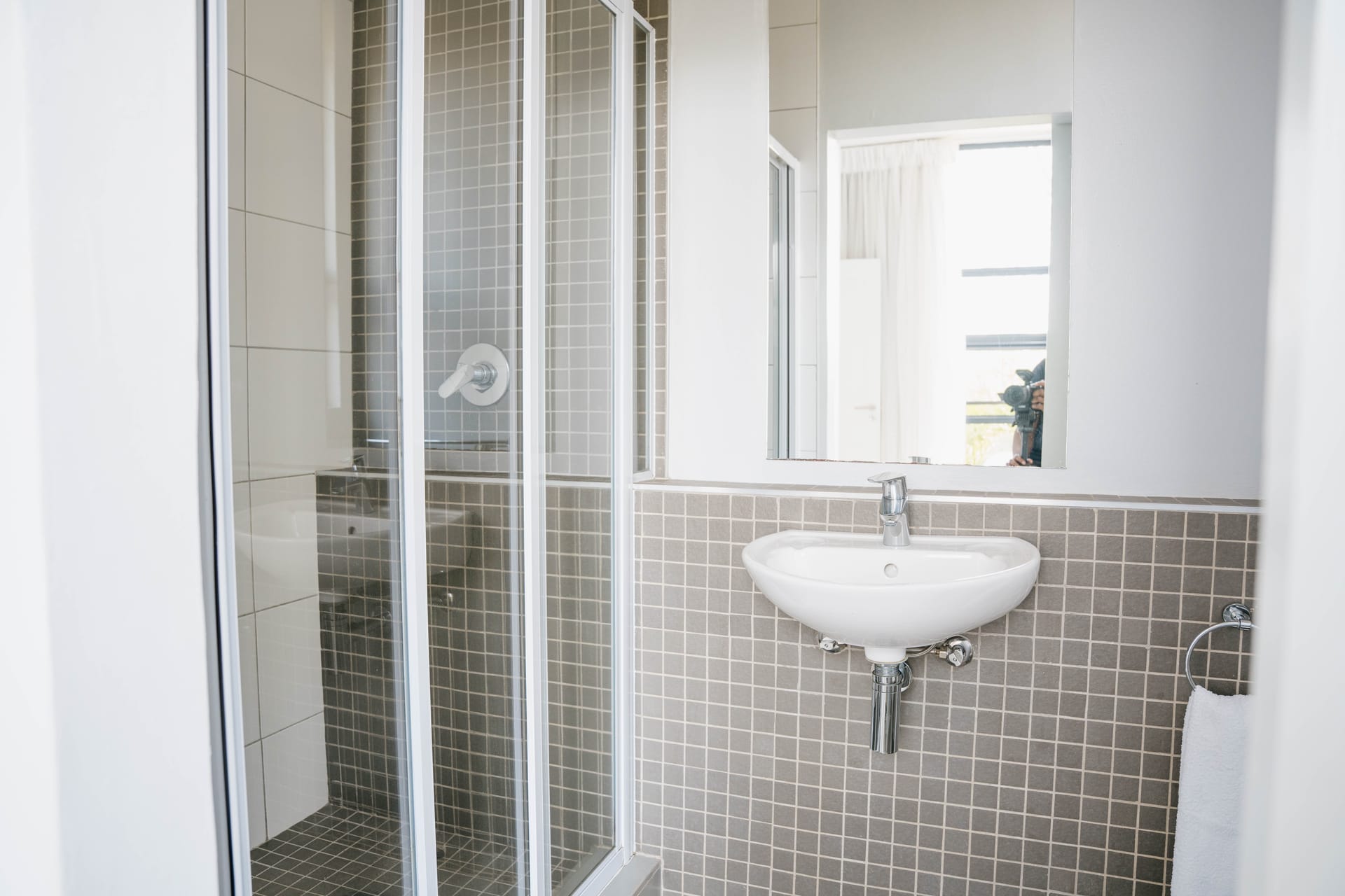 1-bedroom unit — bathroom